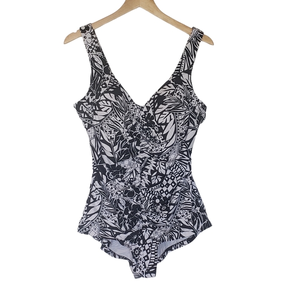 Maxine of Hollywood Swim Maxine One Piece Swimsuit Bathing Suit